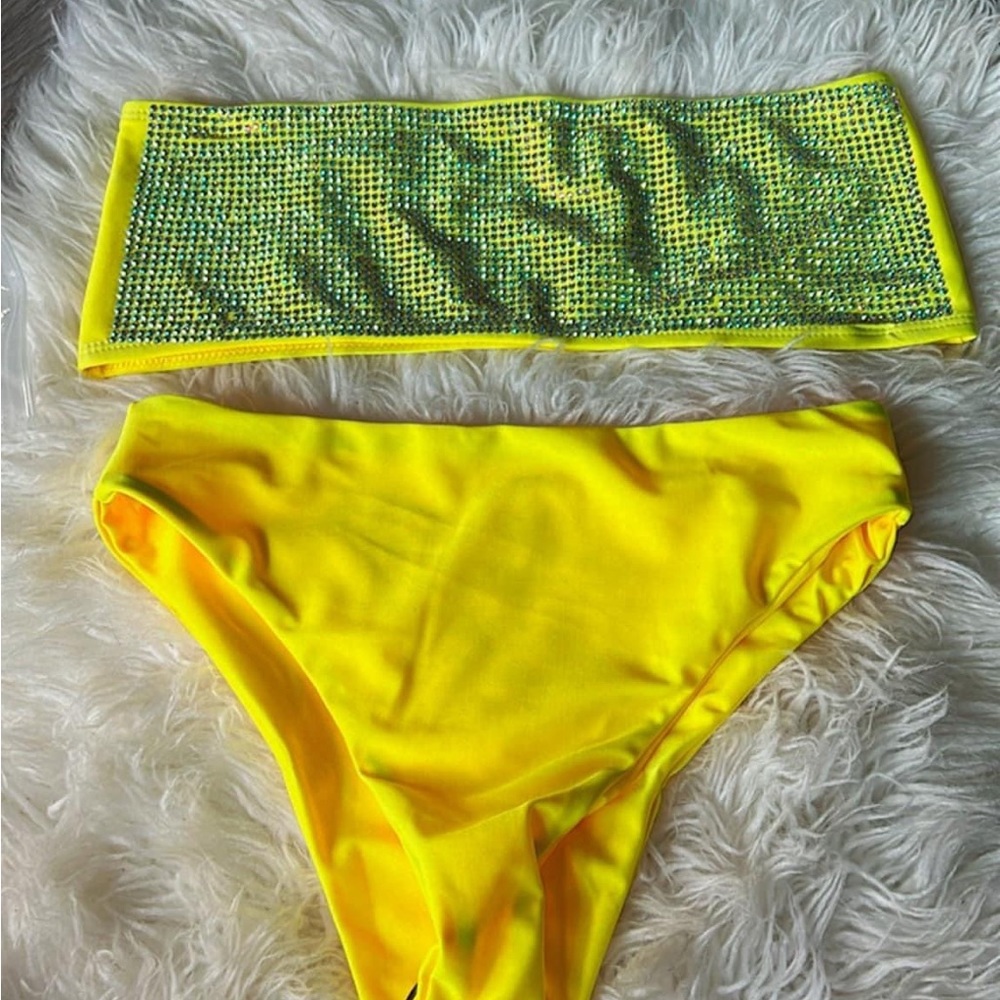 Yellow bikini size